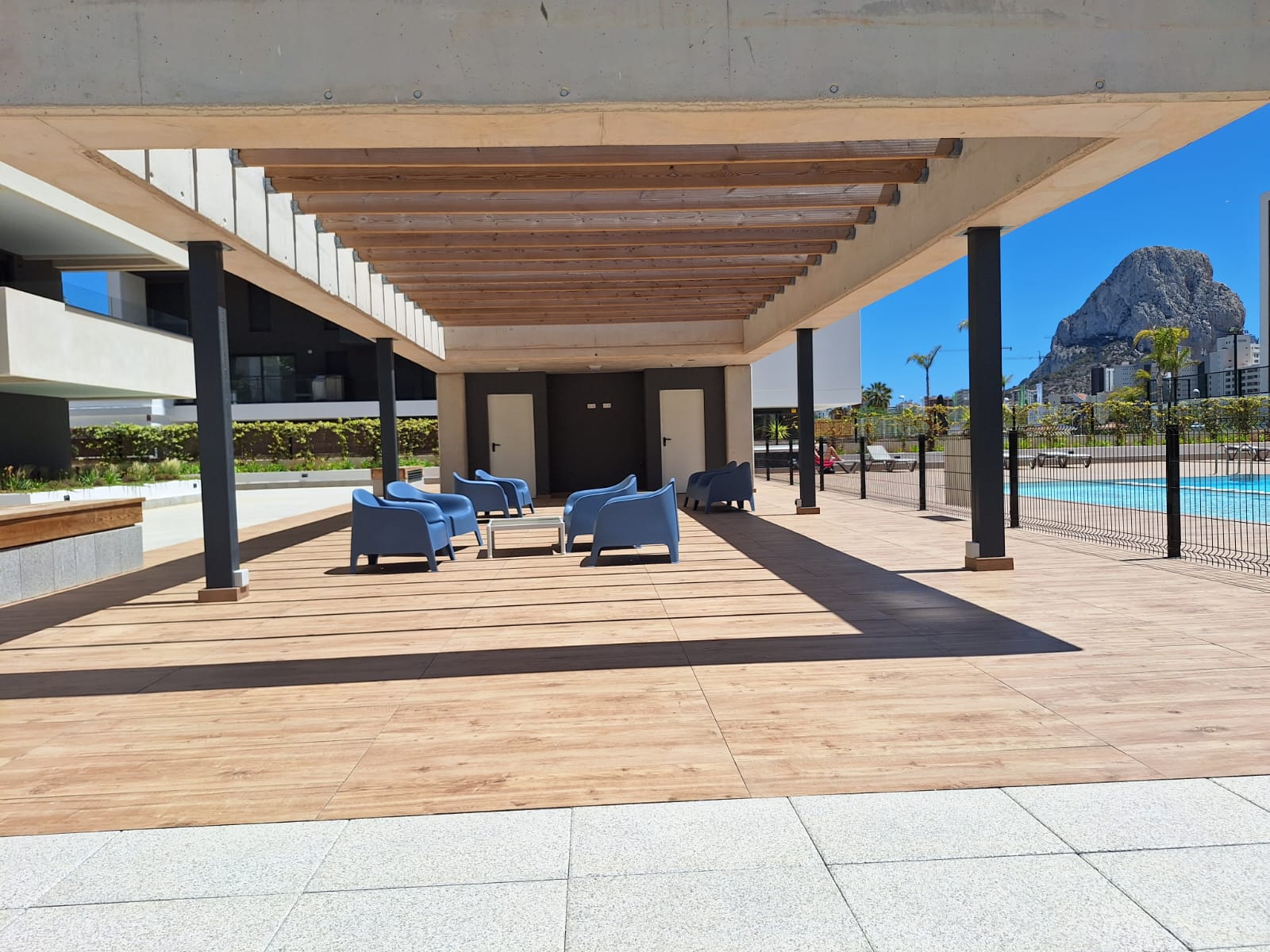 Ático nuevo con vistas al mar