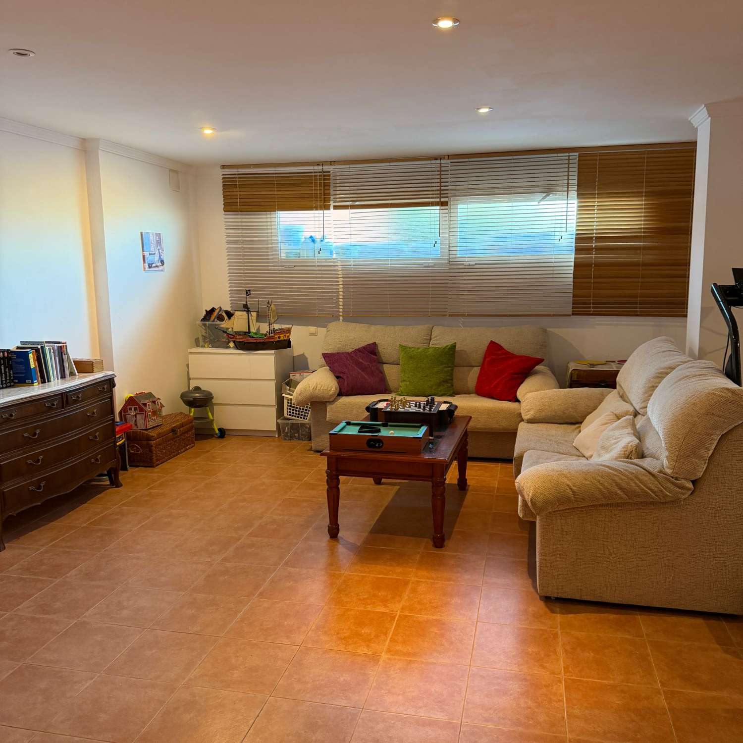Villa pareada con piscina privada 