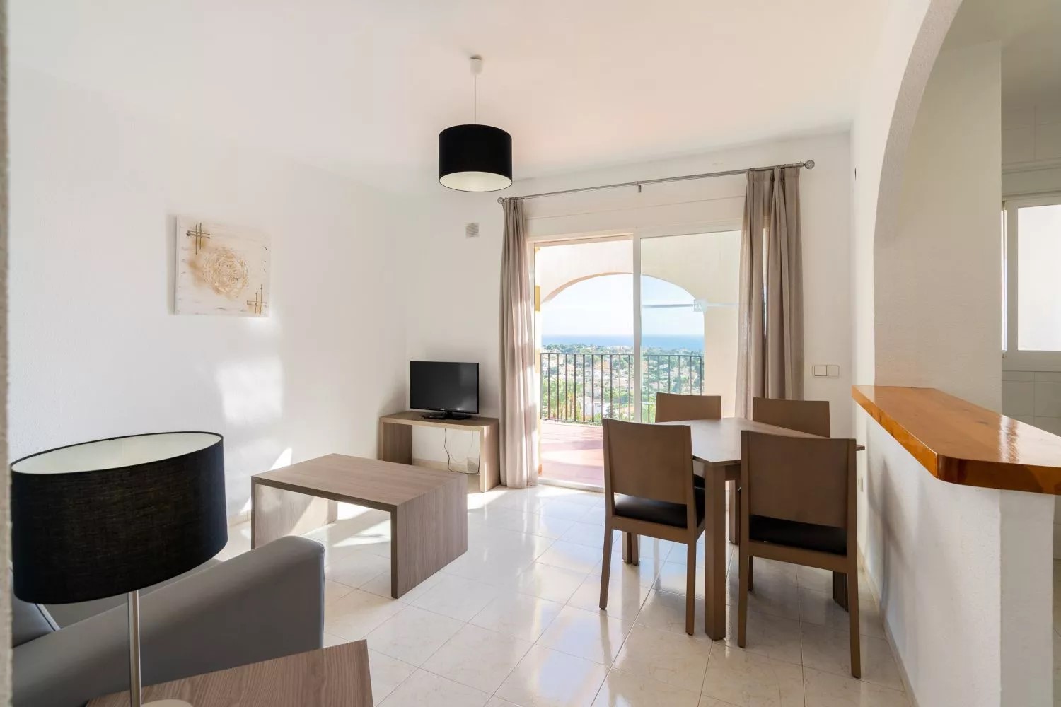 Apartment with seea views and garage