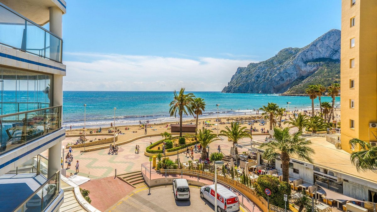Front line apartment for sale in Calpe