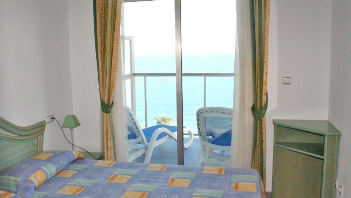 Frontline apartment for sale in Calpe